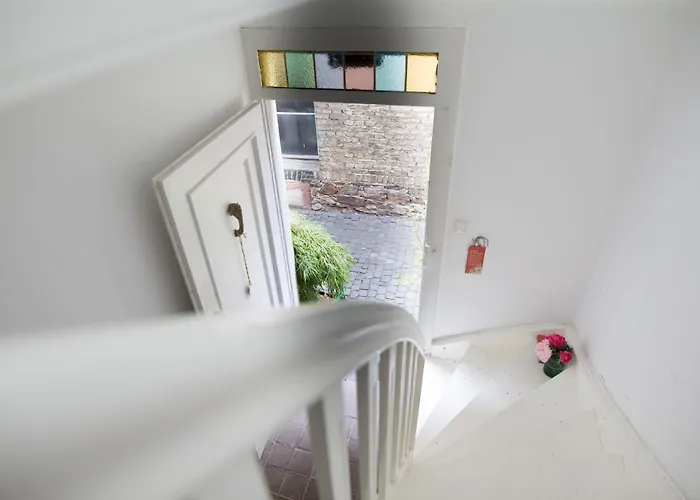 Schuhmacherei 3* فينكل اوستريش